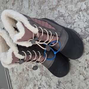 Girls boots All in Motion